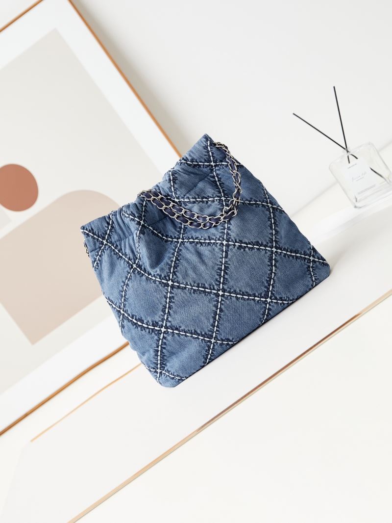 Ch**el hobo 22 bags